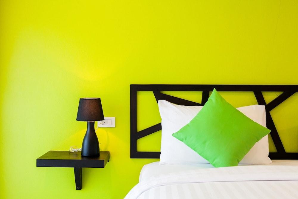 Sleep Whale Hotel Краби Экстерьер фото